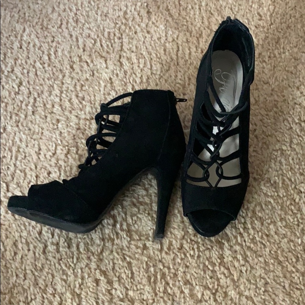 Fergie Black Platform high heels